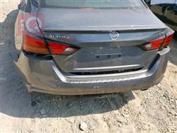 نيسان ألتيما